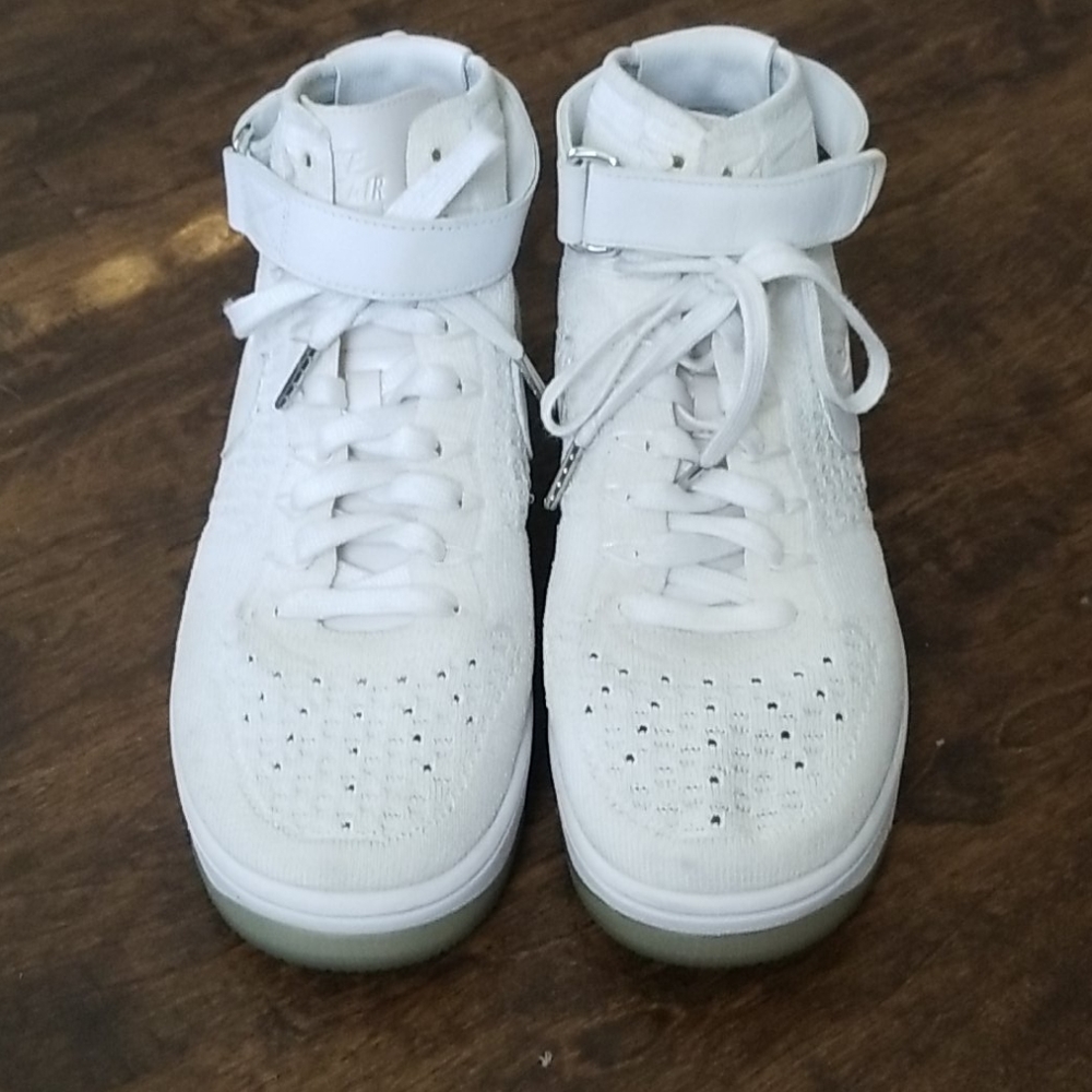 Nike Air Force 1 Ultra Flyknit Mid Triple White